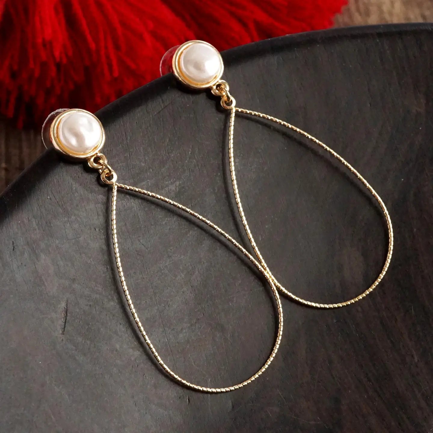 Teardrop with A Pearl Dangle Earrings in Gold
