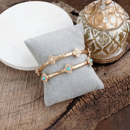 Sun-Kissed Shine – Medallion Stretchy Bangle with Turquoise