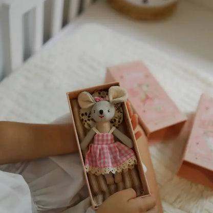 LEVLOVS - Mouse Lulu in a Box with the Bedding