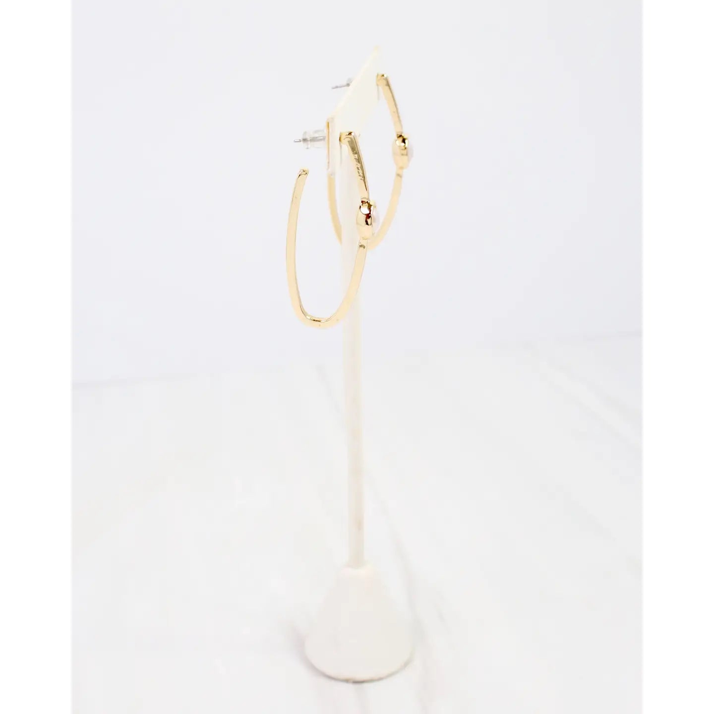 Caroline Hill - Findlay Pearl Elongated Hoop Earring Gold