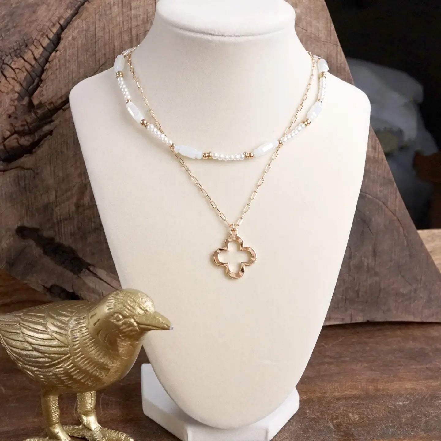 Elegant Classic 2-in-1 Pearls & Chain Necklace with Clover Pendant