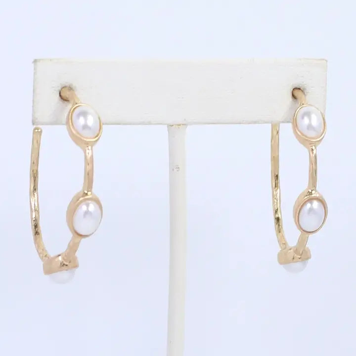 Arabelle Oval Pearl Hoop Earring - Caroline Hill