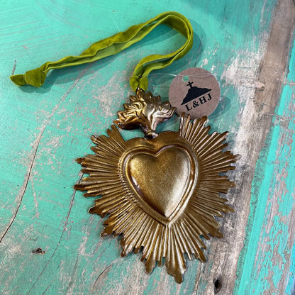 Small Rays Sacred Heart