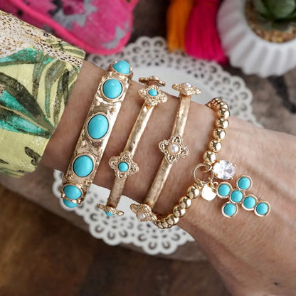 Sun-Kissed Shine – Medallion Stretchy Bangle with Turquoise
