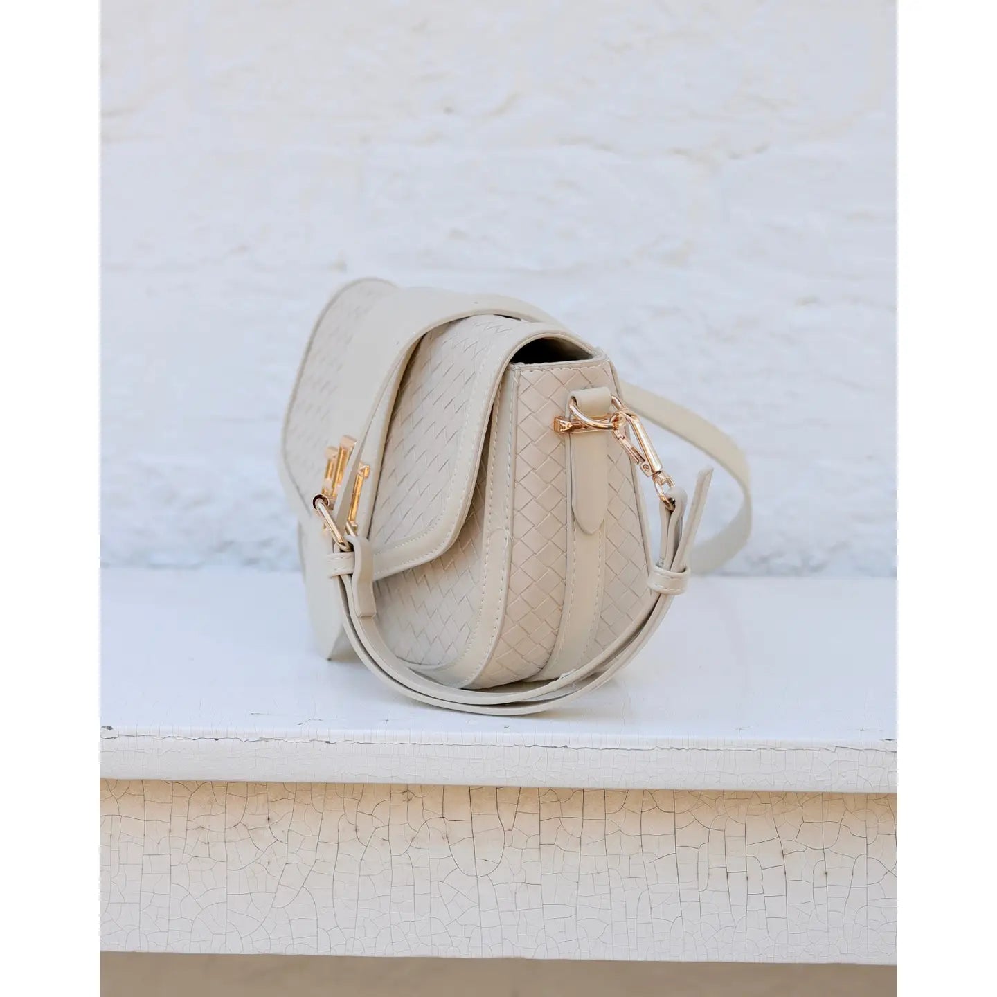 Caroline Hill - Griffin Crossbody Bag Woven Almond