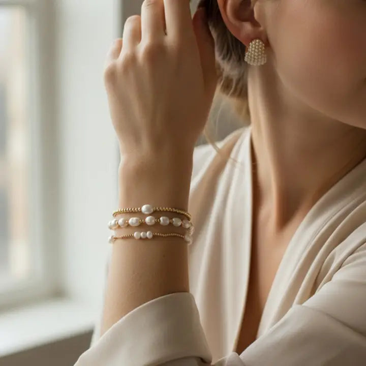 The Golden Solo Pearl Belle Bracelet