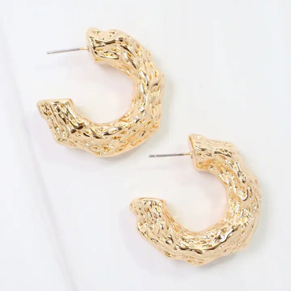 Caroline Hill - Vinita Textured Thick Hoop Earring - Gold