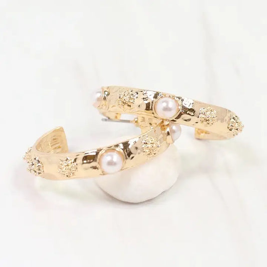 Caroline Hill - New Bern Flower and Pearl Hoop Earring - Gold